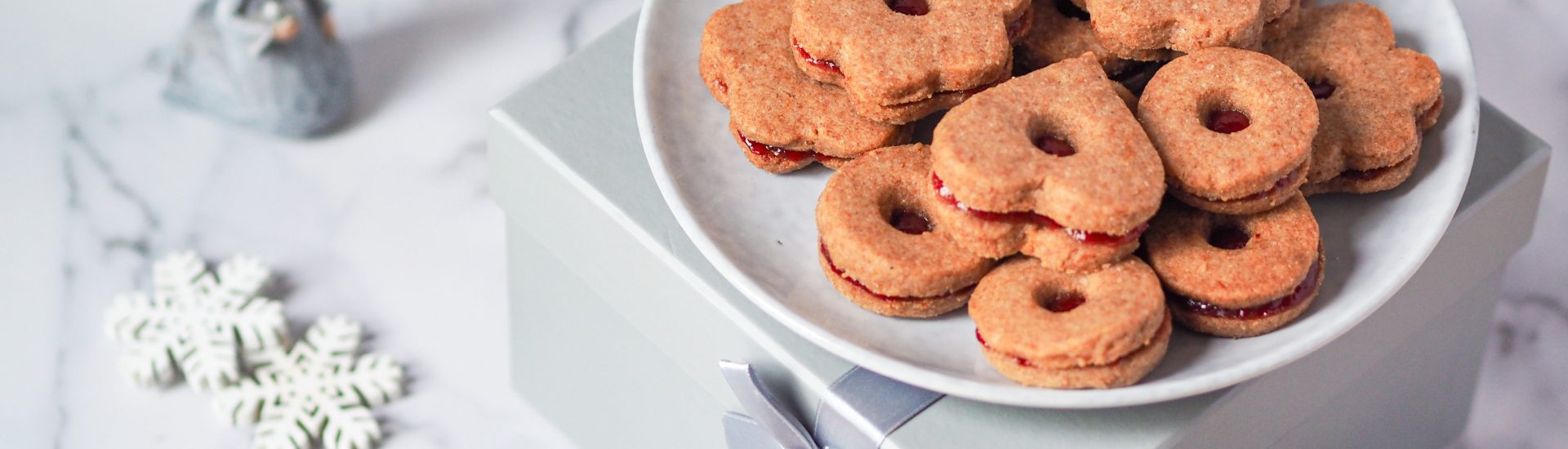 Celozrnné linecké cukroví