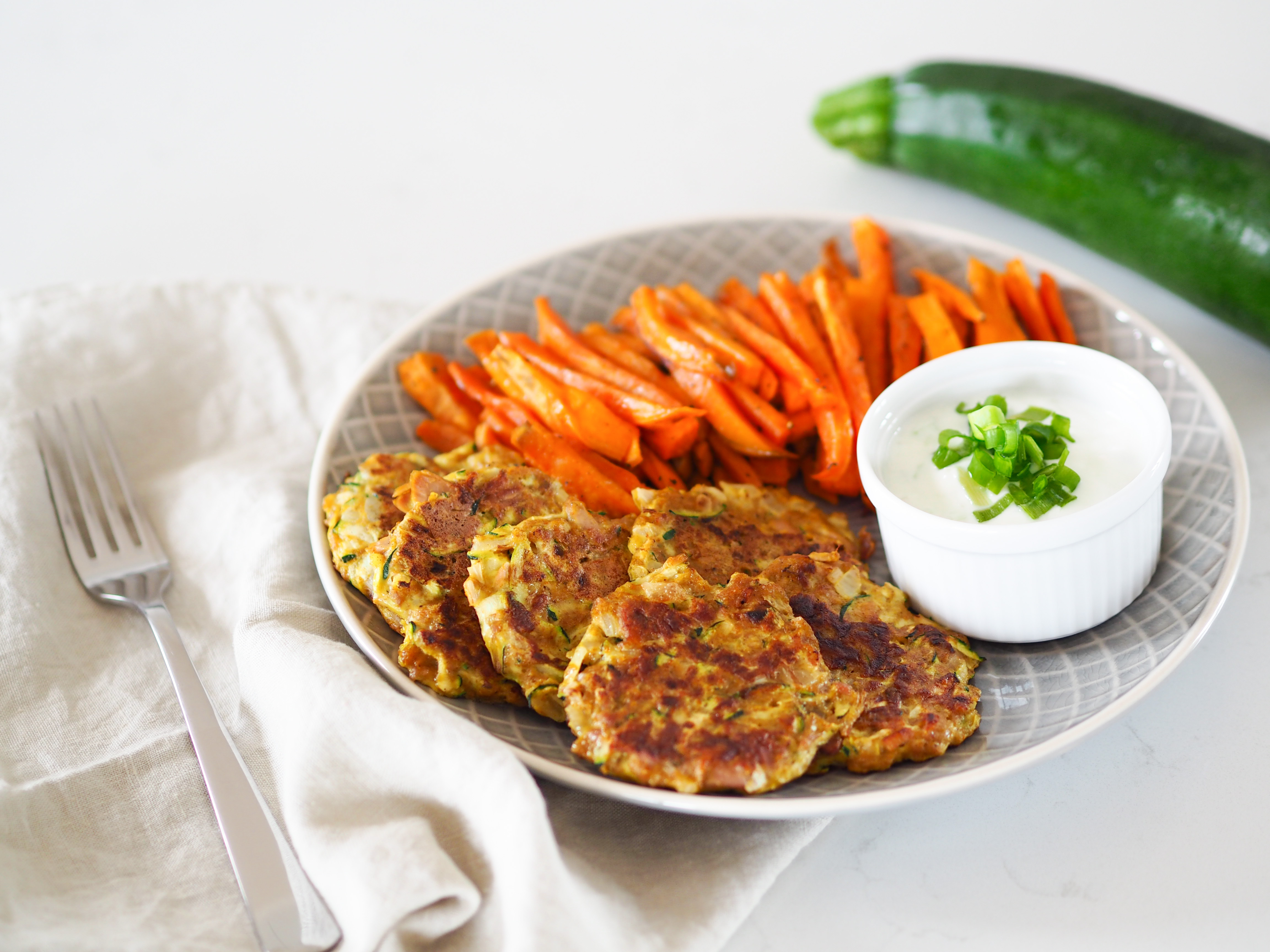 Tuňákovo cuketové placičky