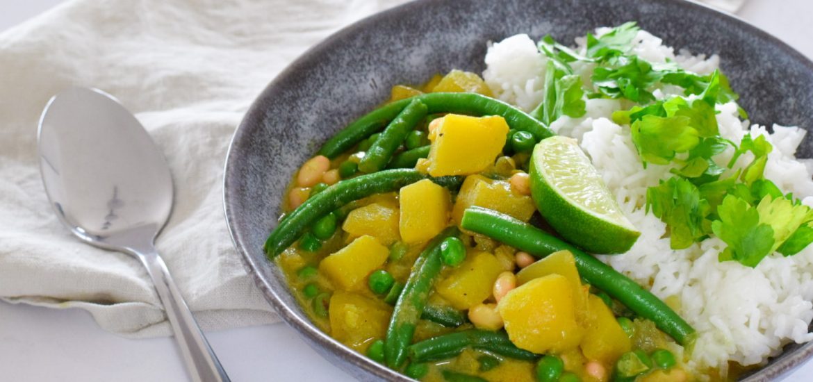 Fazolové kari s bramborem