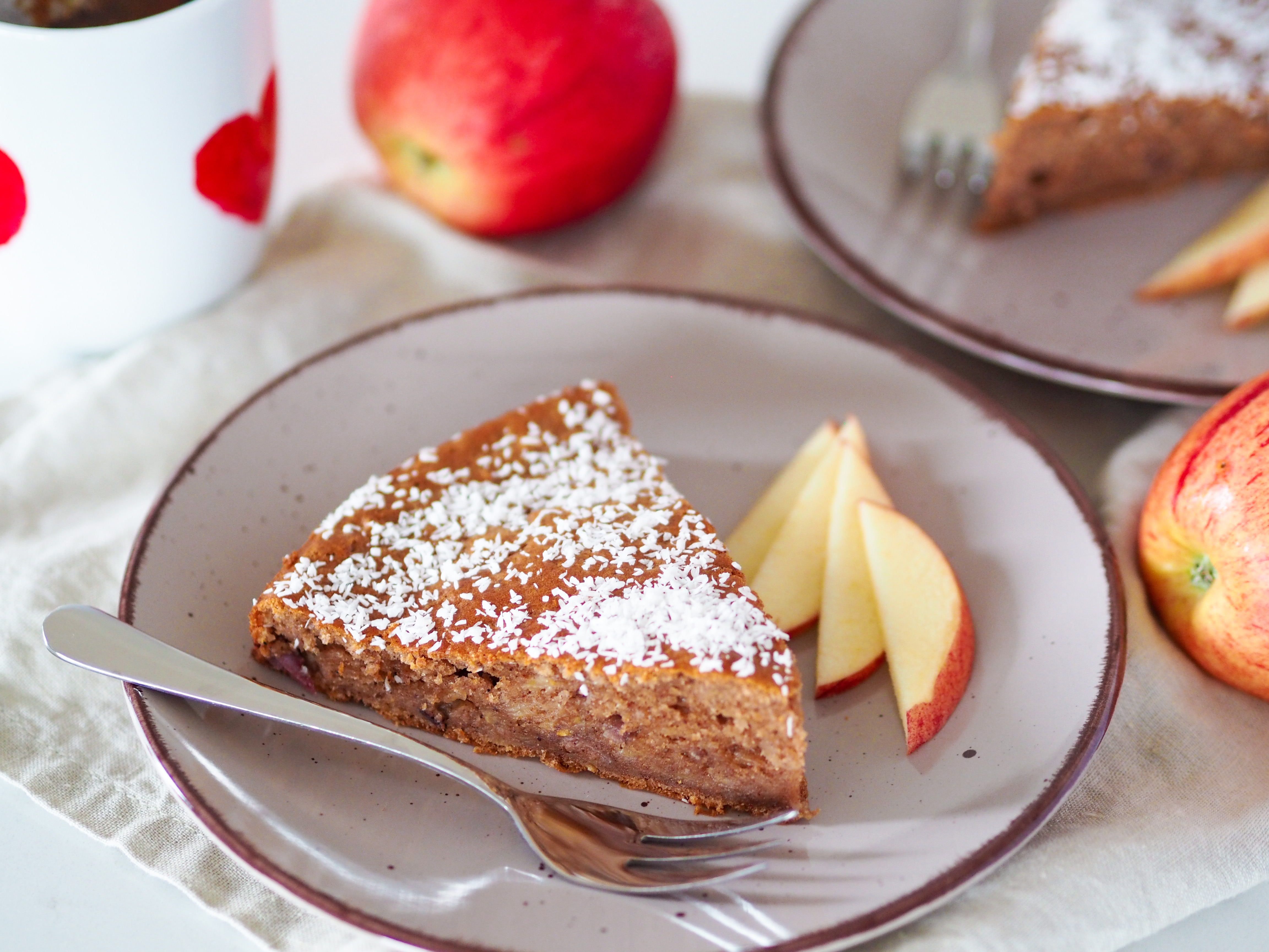 Jablečný celozrnný perník