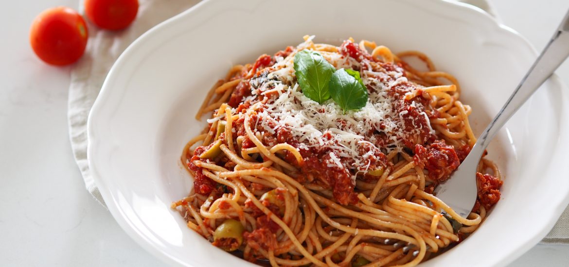 Tomatová omáčka s tuňákem