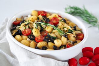Zapečené gnocchi se zeleninou a ricottou